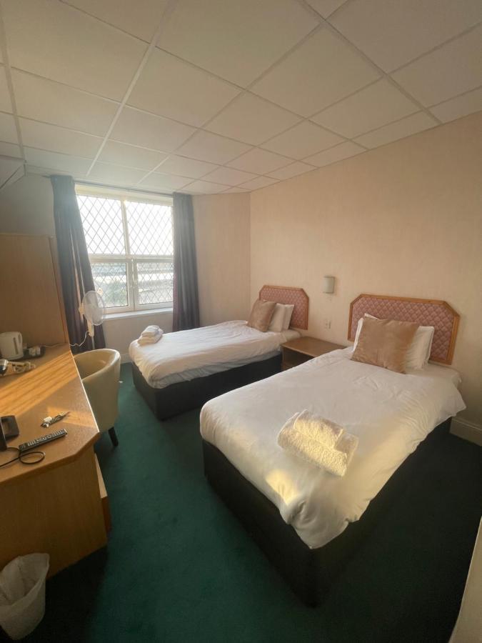 The Grand Hotel Port Talbot Luaran gambar