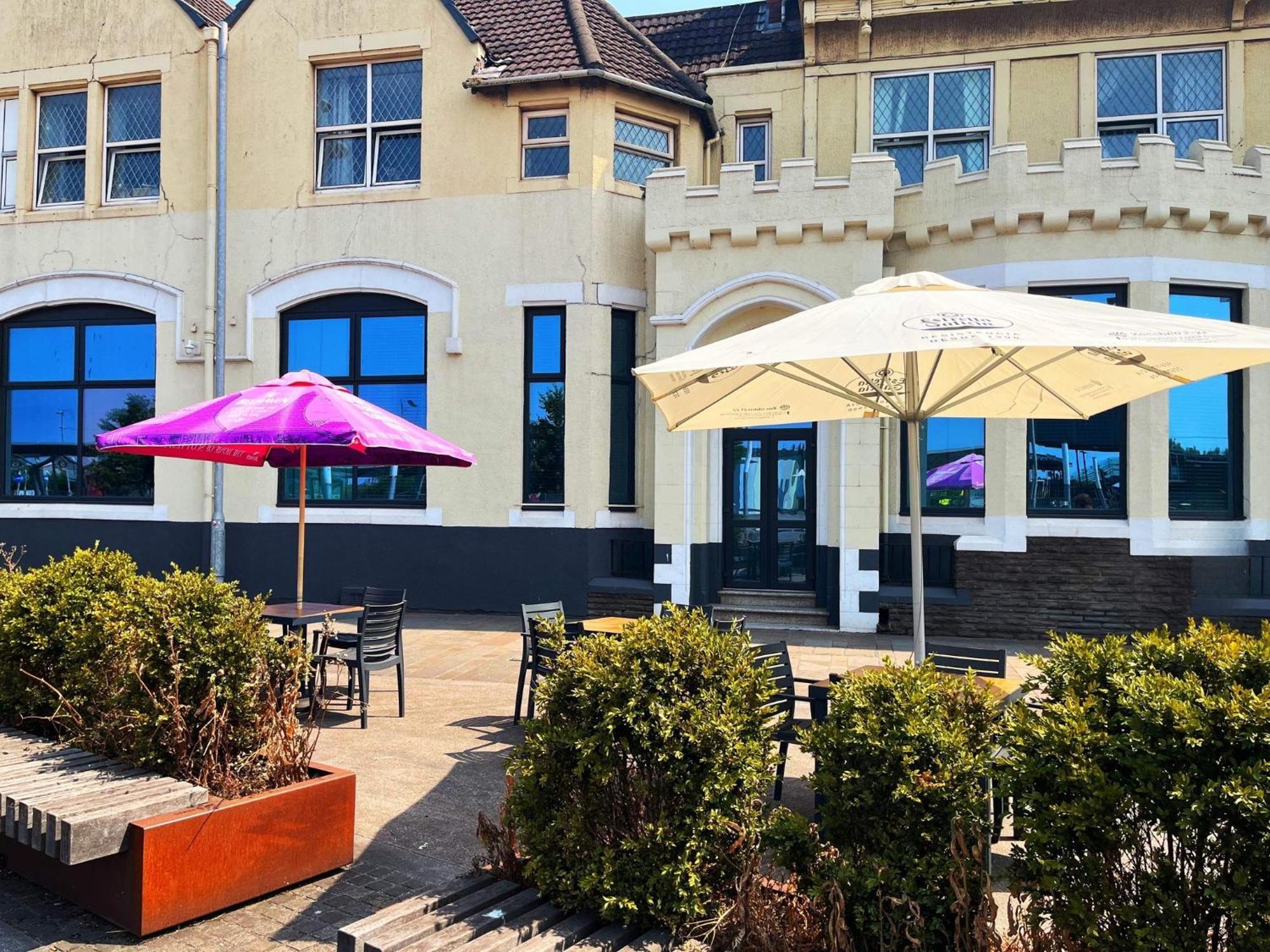 The Grand Hotel Port Talbot Luaran gambar