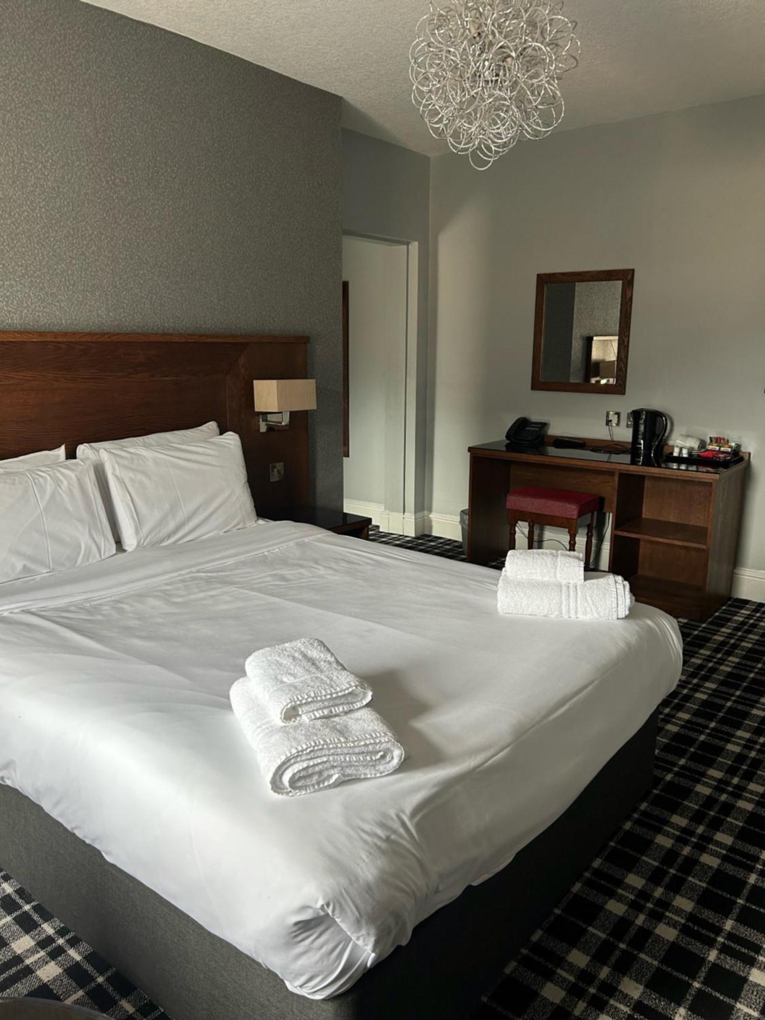 The Grand Hotel Port Talbot Luaran gambar