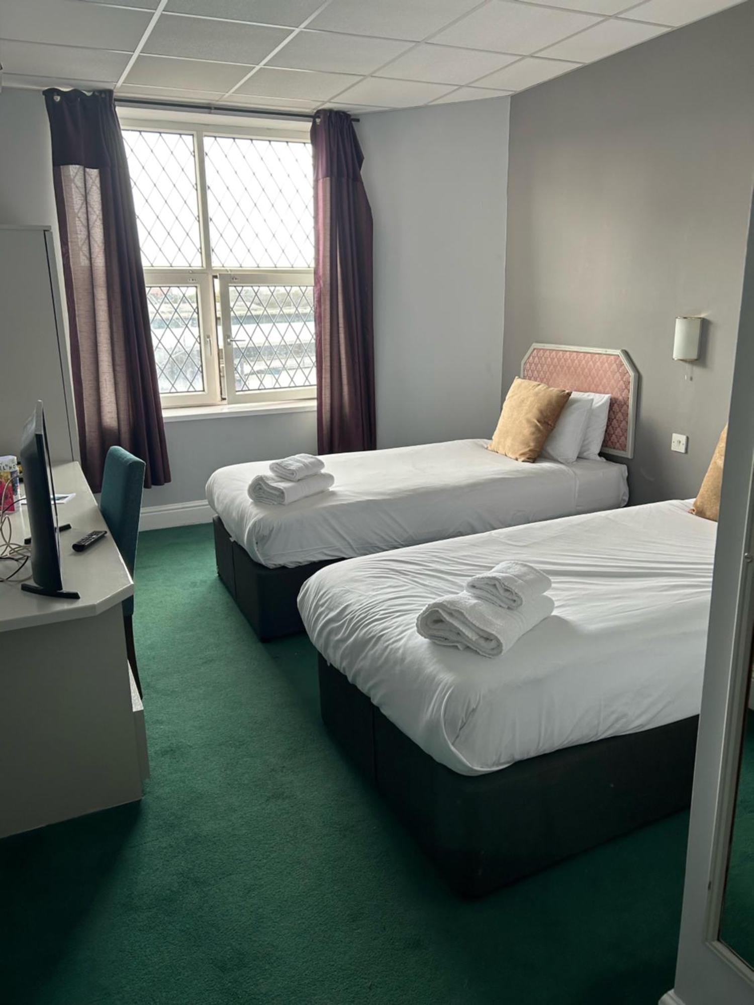The Grand Hotel Port Talbot Luaran gambar