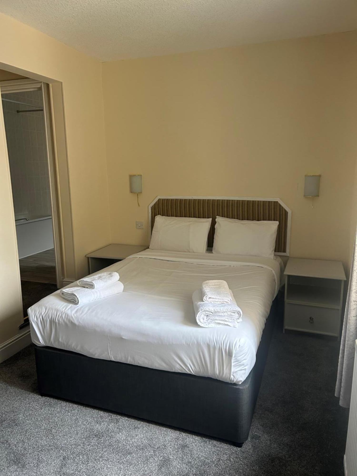 The Grand Hotel Port Talbot Luaran gambar